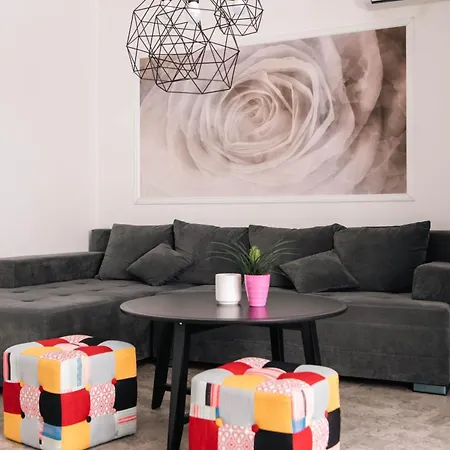 Sunshine Apartment